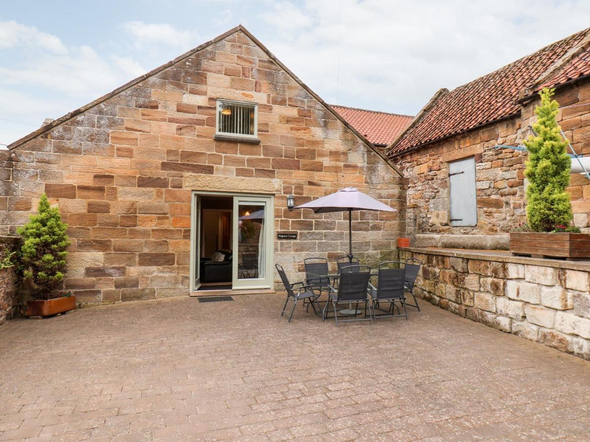 Mulgrave Cottage Staithes Exterior photo